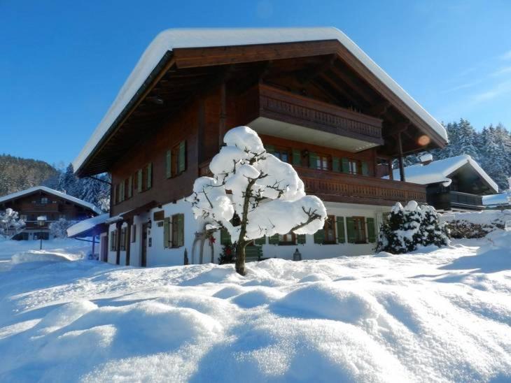 Komfort Ferienwohnungen Reit Im Winkl - Haus Davis Экстерьер фото