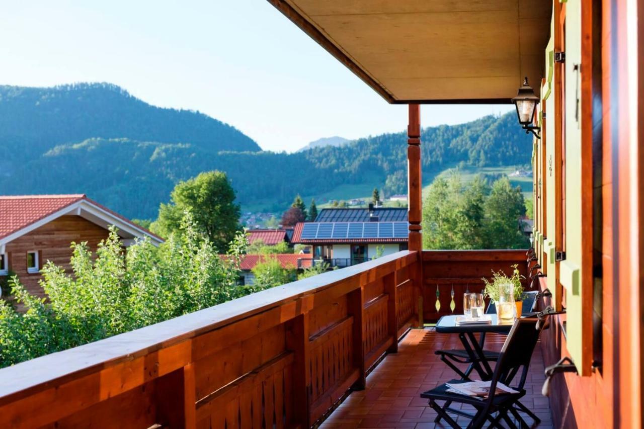 Komfort Ferienwohnungen Reit Im Winkl - Haus Davis Номер фото